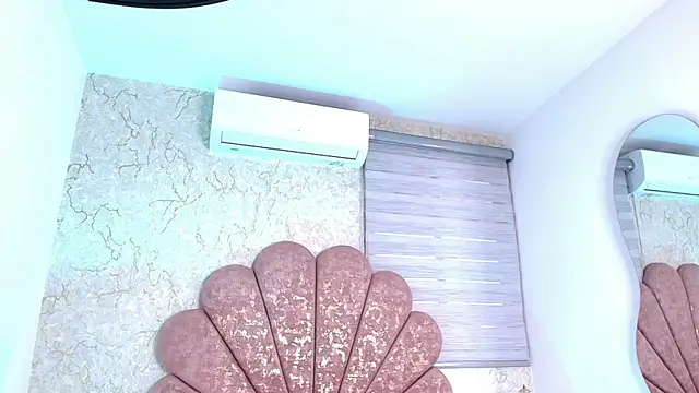 Snapshot of mia_fontana_ chatting on November 2025 11:53:01 AM mia fontana online show from November 2025 11:53:01 AM