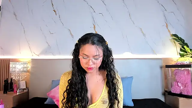 Snapshot of april_grey11 chatting on May 2026 08:17:02 PM april grey11 online show from May 2026 08:17:02 PM