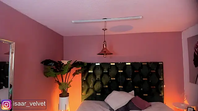 Snapshot of Velvet_Dreamss chatting on April 2026 11:39:01 AM Velvet Dreamss online show from April 2026 11:39:01 AM