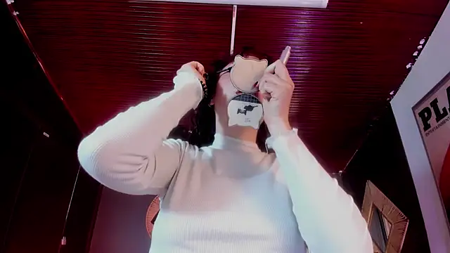 Velvet Dreamss online show from February 2026 11:32:01 AM