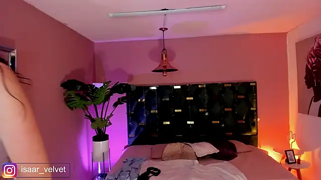 Velvet Dreamss online show from April 2026 11:39:02 AM