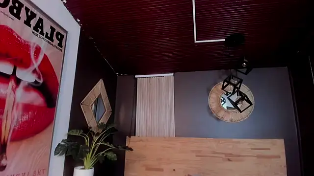 Velvet Dreamss online show from February 2026 12:16:02 PM