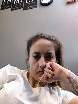 sexxxilexxxi44 online show from November 2025 08:53:01 PM