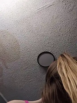 sexxxilexxxi44 online show from December 2025 12:54:02 AM