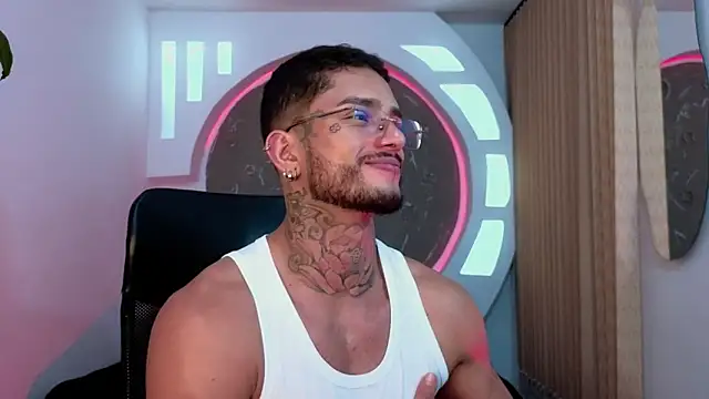 Alanrodgers online show from December 2025 02:58:02 AM