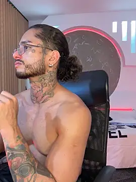 Alanrodgers online show from December 2025 03:49:02 AM