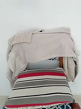 nilya99 online show from February 2026 02:28:01 PM