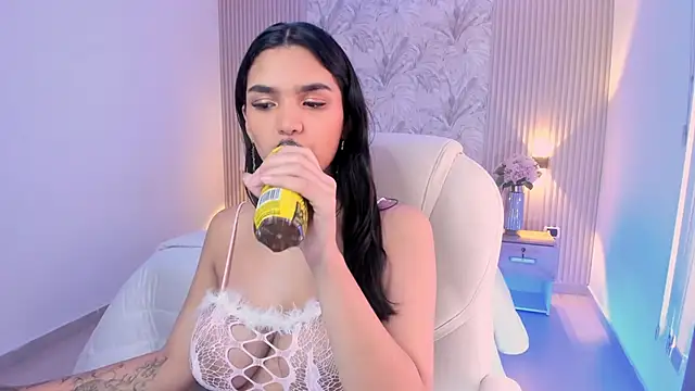 Kim stonee online show from November 2025 07:25:01 PM