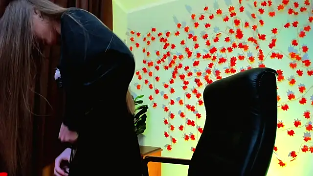 AlicaLOVEalisa777 online show from January 2026 05:05:01 PM