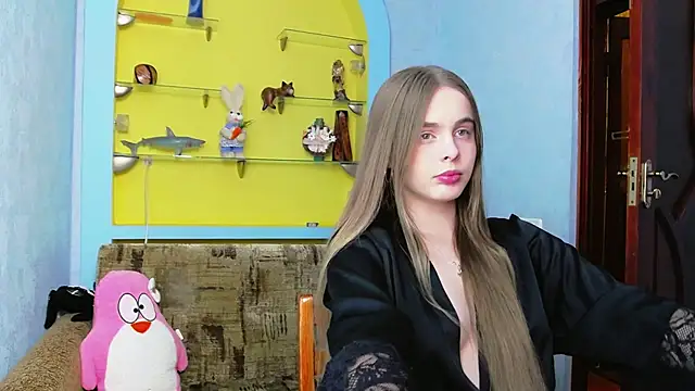 AlicaLOVEalisa777 online show from April 2026 04:32:01 PM