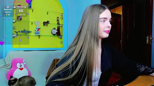 AlicaLOVEalisa777 online show from April 2026 06:58:01 PM