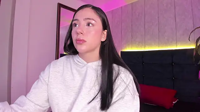 marysofff online show from December 2025 04:34:02 PM