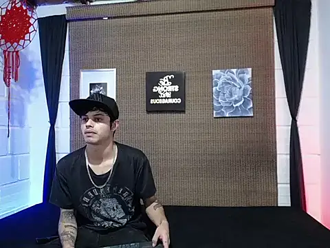 Snapshot of wild_duo777 chatting on November 2025 06:52:01 PM wild duo777 online show from November 2025 06:52:01 PM