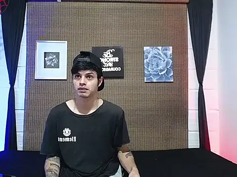 Snapshot of wild_duo777 chatting on December 2025 04:52:01 PM wild duo777 online show from December 2025 04:52:01 PM