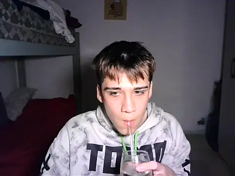 kevinnoff19 online show from November 2025 09:51:01 PM