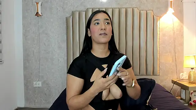 ArissDeLuna online show from January 2026 09:51:02 PM