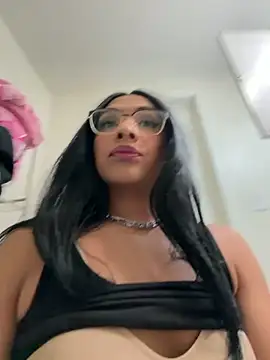 Ashleythelatina online show from November 2025 10:32:01 PM