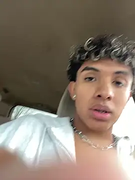 Ashleythelatina online show from November 2025 06:08:01 PM