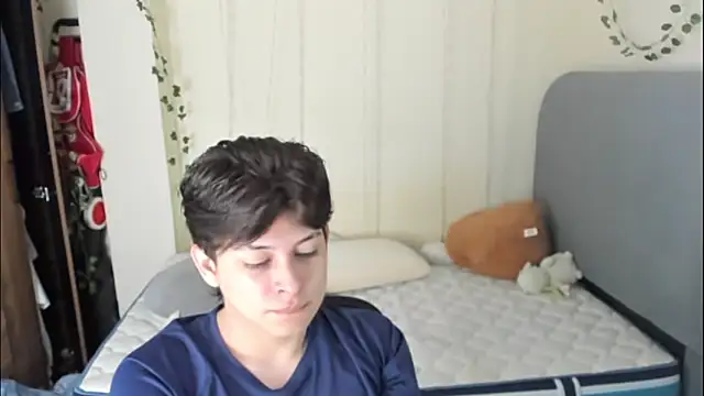 Felix kitty online show from February 2026 07:15:02 PM