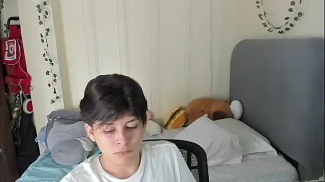 Felix kitty online show from February 2026 06:53:01 PM