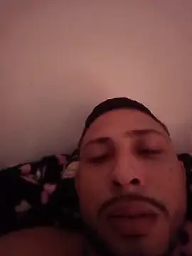 Snapshot of MAX_Jhonnson chatting on November 2025 05:50:01 PM MAX Jhonnson online show from November 2025 05:50:01 PM