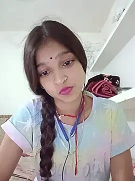 Mohnicute online show from May 2026 10:40:02 PM