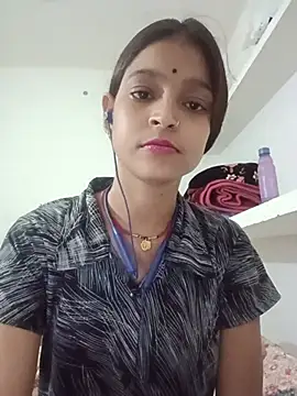 Mohnicute online show from May 2026 12:38:02 PM