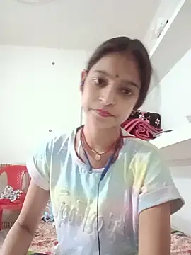 Mohnicute online show from May 2026 10:34:01 AM