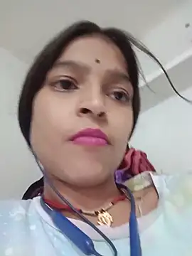 Mohnicute online show from May 2026 11:07:02 AM