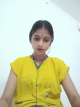 Mohnicute online show from July 2026 05:42:01 PM