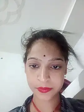 Mohnicute online show from April 2026 07:15:02 PM