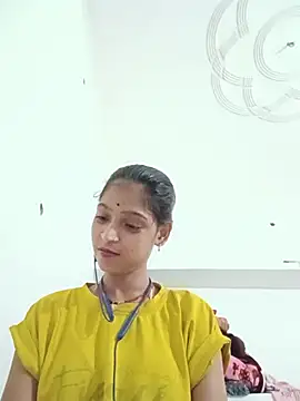 Mohnicute online show from July 2026 07:05:02 PM