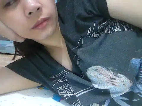 Snapshot of hotsexytits4U chatting on January 2026 01:15:01 PM hotsexytits4U online show from January 2026 01:15:01 PM