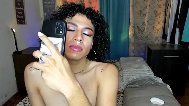 Angel White25 online show from February 2026 10:23:02 PM