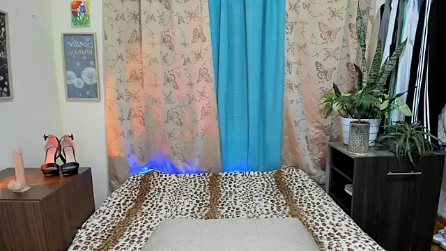 Angel White25 online show from May 2026 09:57:01 PM