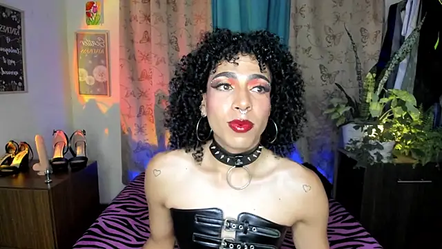 Angel White25 online show from May 2026 12:36:02 AM