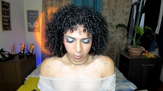 Angel White25 online show from April 2026 02:27:02 AM