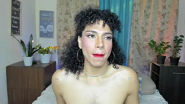 Angel White25 online show from November 2025 01:28:01 AM