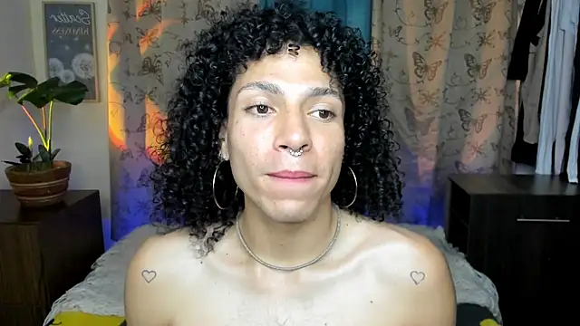 Angel White25 online show from February 2026 01:35:02 AM