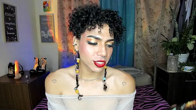 Angel White25 online show from May 2026 01:31:01 AM