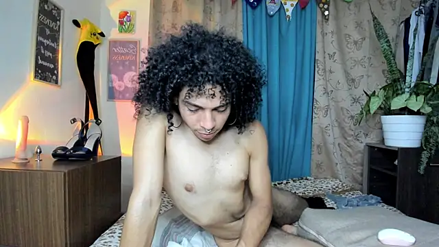 Angel White25 online show from June 2026 05:12:01 AM