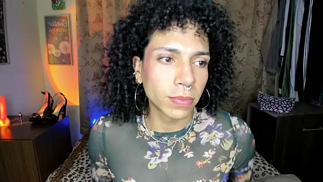 Angel White25 online show from May 2026 09:46:02 PM