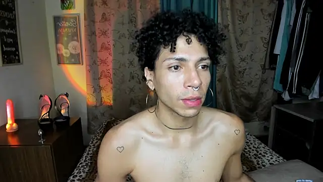 Angel White25 online show from June 2026 06:35:02 AM