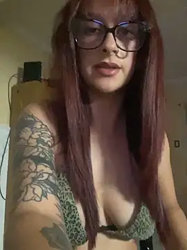 Taurina0105 online show from November 2025 04:12:01 AM