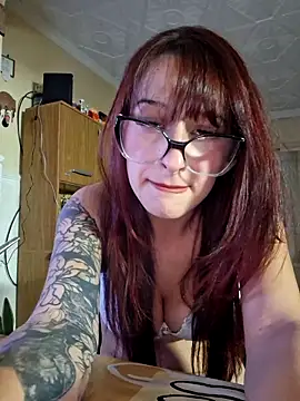 Taurina0105 online show from May 2026 08:50:01 AM