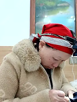 girl-hot2x online show from January 2026 05:33:01 AM