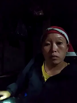 girl-hot2x online show from November 2025 12:31:01 PM