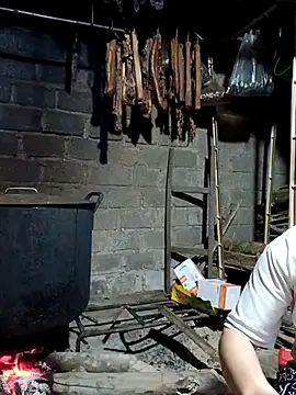 Snapshot of girl-hot2x chatting on February 2026 12:27:01 PM girl-hot2x online show from February 2026 12:27:01 PM