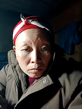 girl-hot2x online show from December 2025 12:21:02 PM