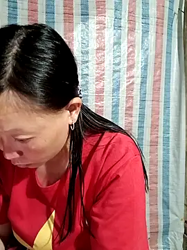 girl-hot2x online show from April 2026 12:42:02 PM